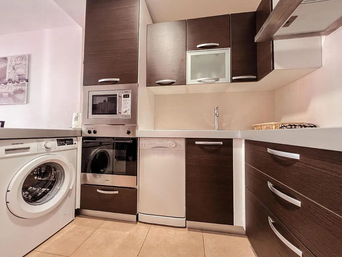 Beautiful 1 Bedroom Apartment In Palm Mar, Pm101 0*, Palm-mar Spain