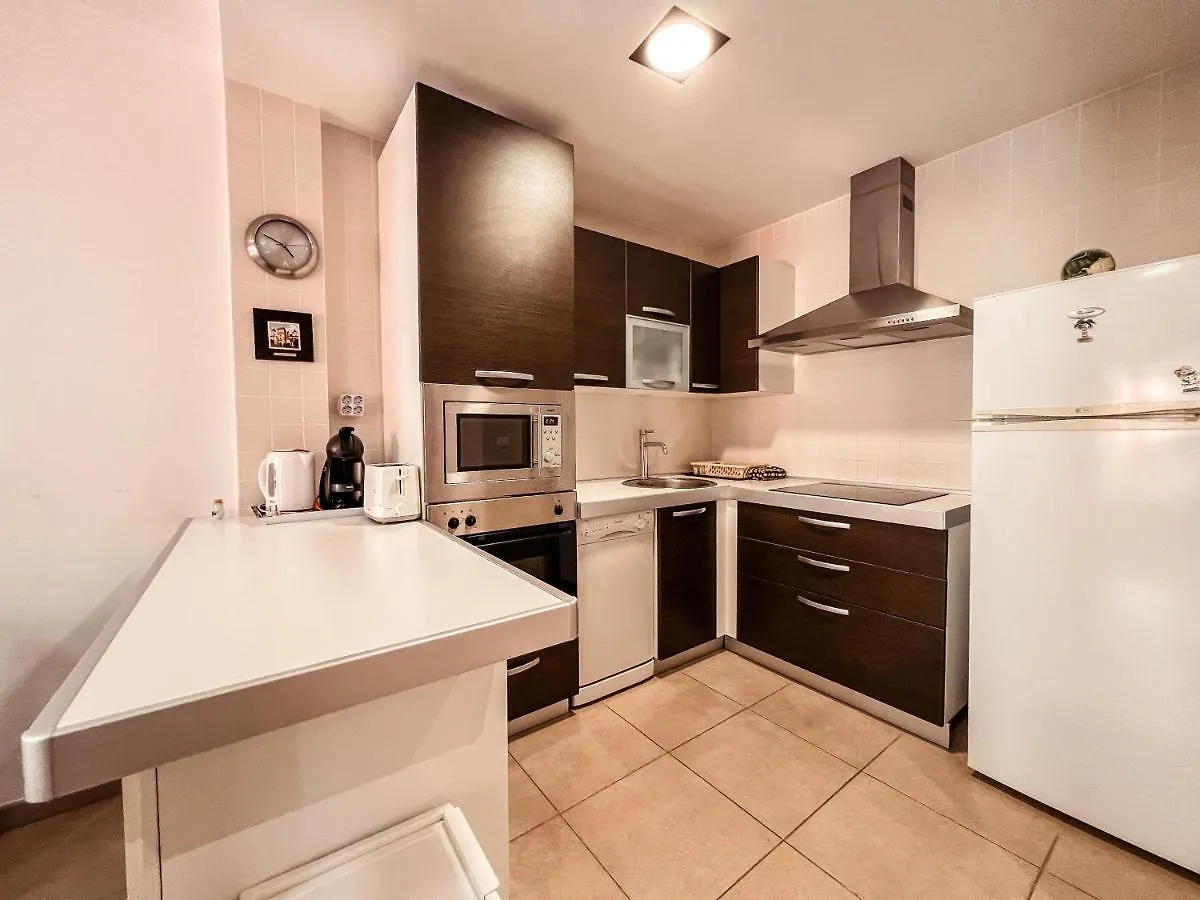 Beautiful 1 Bedroom Apartment In Palm Mar, Pm101  Palm-mar