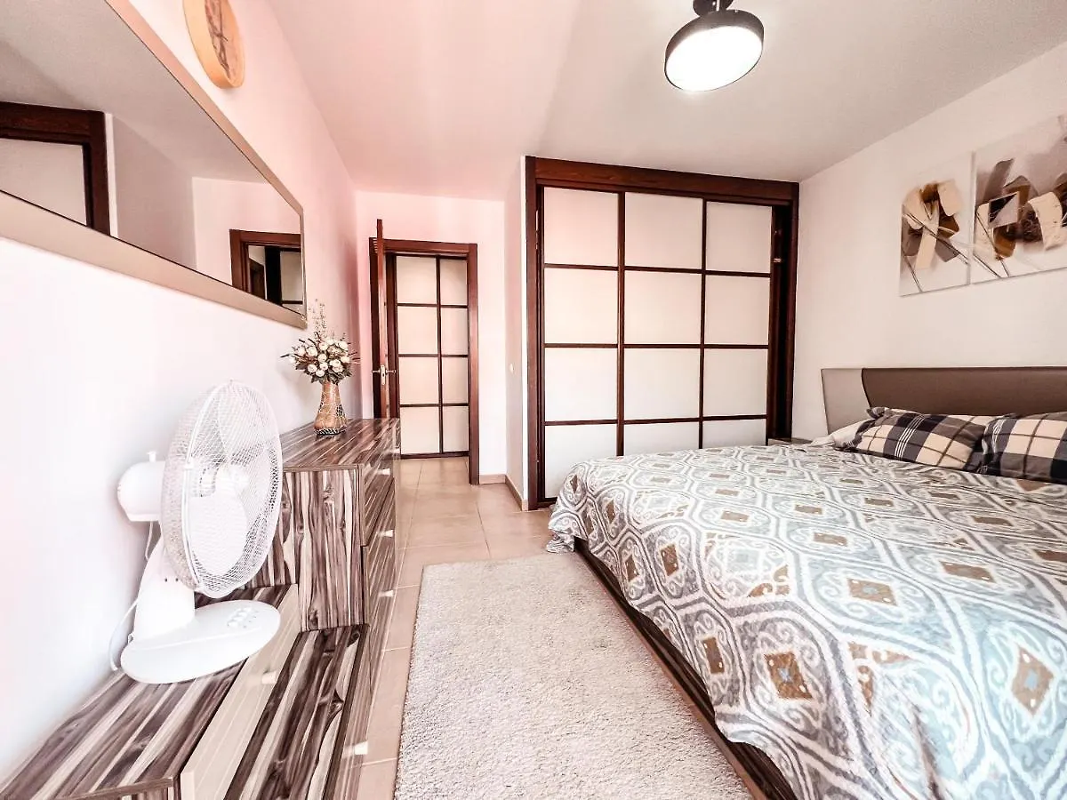 Beautiful 1 Bedroom Apartment In Palm Mar, Pm101